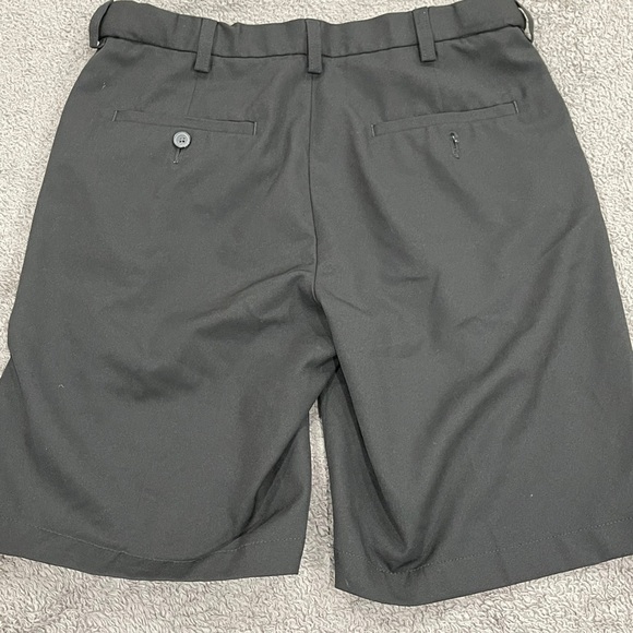 Chino shorts - Picture 2 of 3